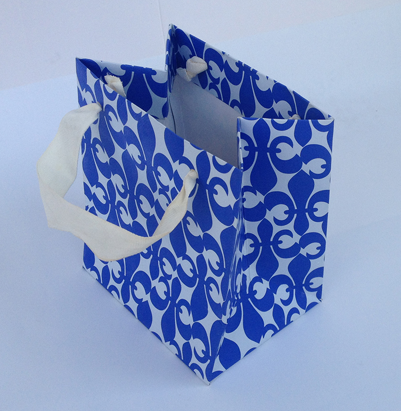 Blue and white color printed jewelry gift paper bags with ribbon handle ...